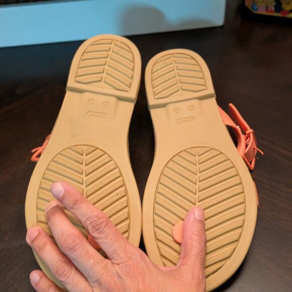 B31 CROCS Tulum Toe Post Sandals - Picture 4 of 6